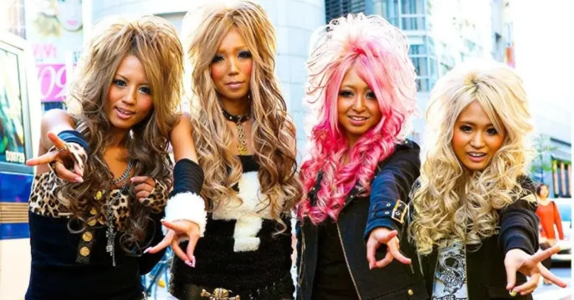 gyaru fashion